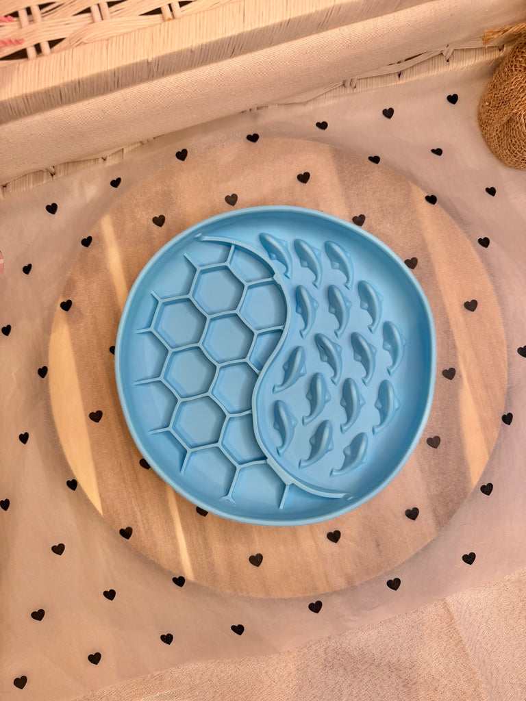 Honeycomb Slow Feeder Sky Blue