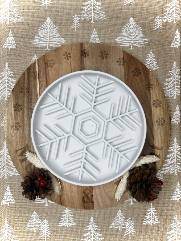 Premium Snowflake Slow Feeder White