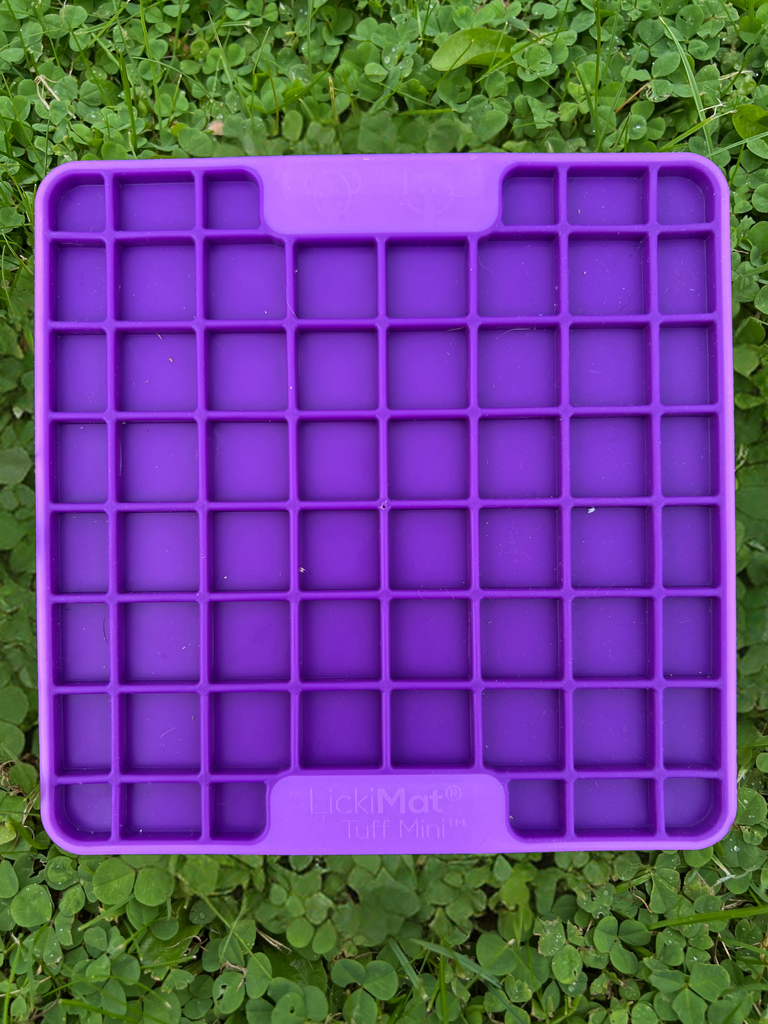 LickiMat® Mini Playdate Tuff Purple