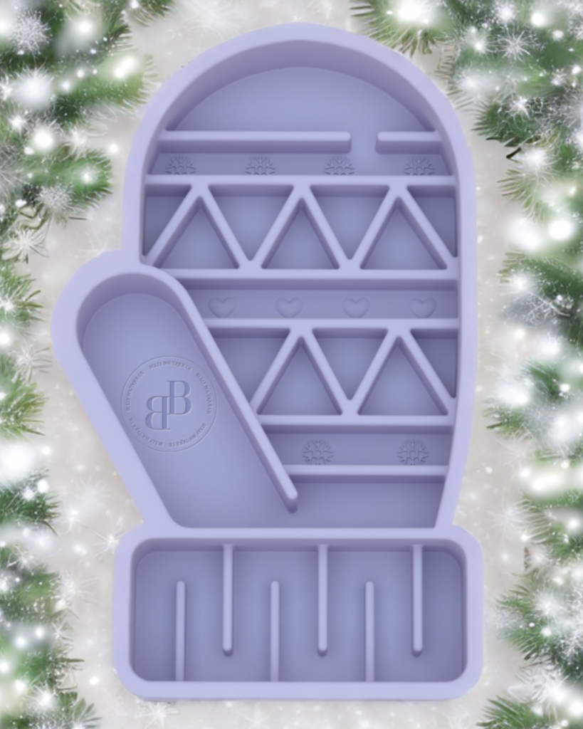 Premium Christmas Mitten Slow Feeder Lilac