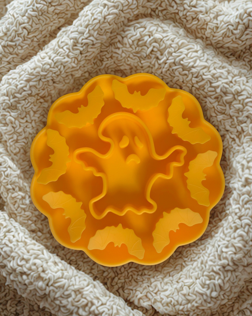 Halloween Enrichment Slow Feeder Moonlight Yellow